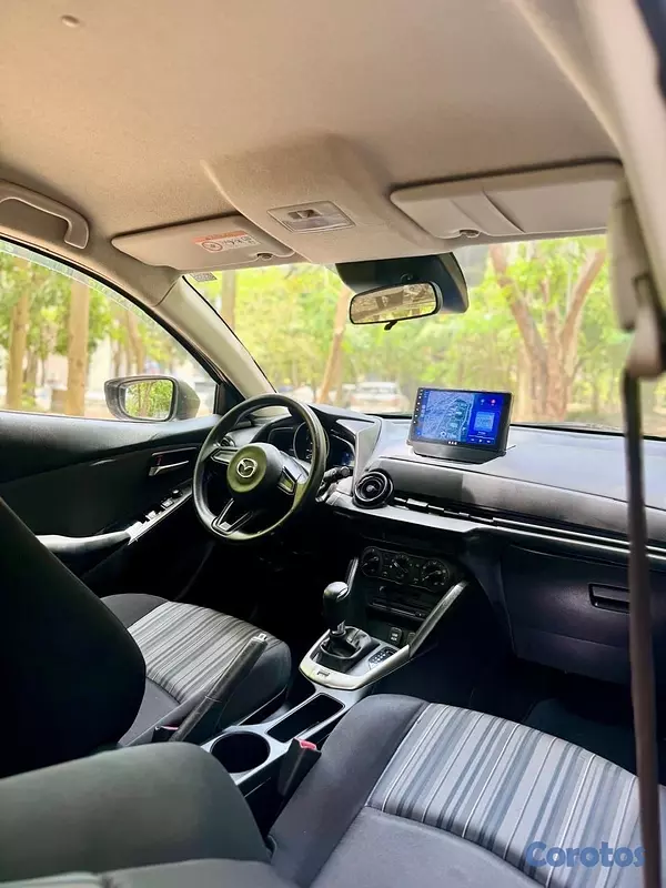 carros - ramgautoimport Mazda Demio SkyActive año 2020 8