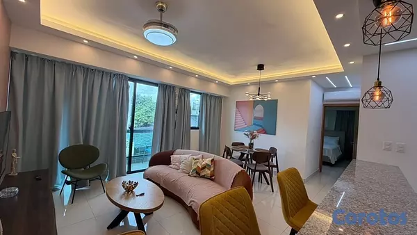 apartamentos - vendo independencia klm 7 tercer nivel tres habitaciones 2.5 baños parqueo balc 13