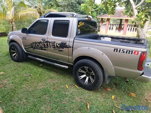 jeepetas y camionetas - Nissan Frontier 2004, como la ve en la foto.
 2