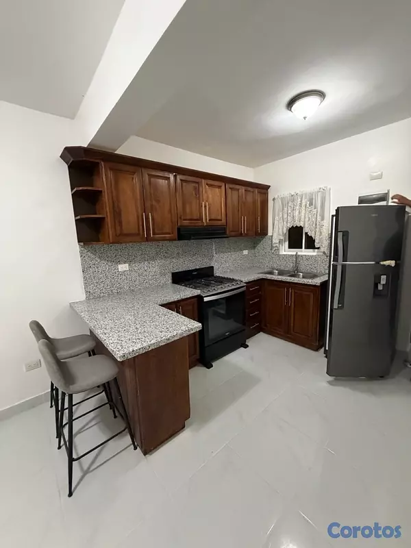 apartamentos - Ciudad del Sol - Apt de 3 habitaciones y 2 baños, sala cocina y comedor.  2