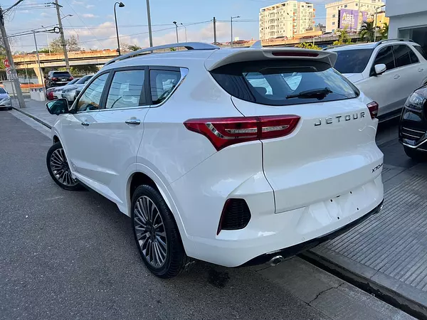 jeepetas y camionetas - Jetour X70 2025 3