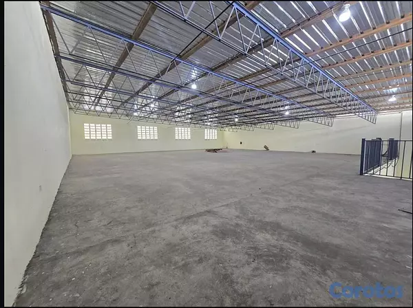 otros inmuebles - Nave Industrial de 800 m² en Alquiler en Avenida I 12