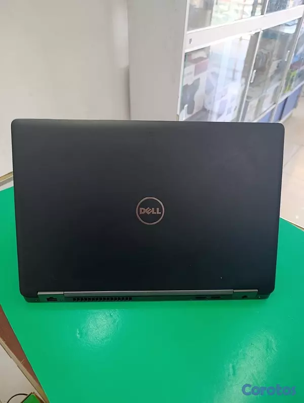 computadoras y laptops - GENERACION/ 240SSD/ 8GB RAM /15.6 Pulgada/ TECLADO ILUMINADO / FOTOS ORIGINALES 2