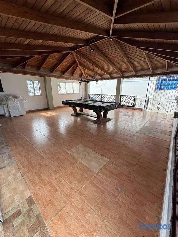 casas - Casa en venta con piscina en Lucerna  4