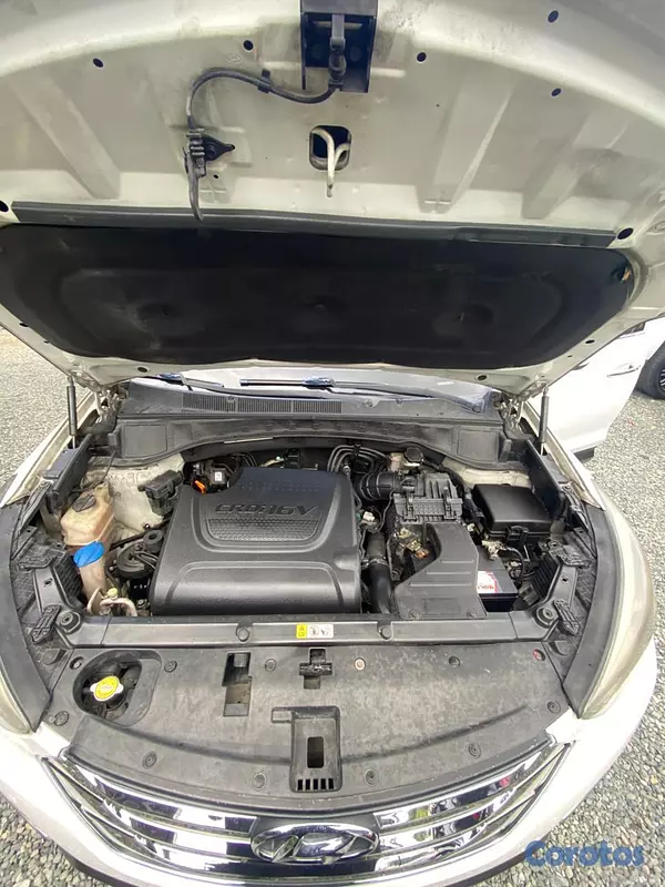 jeepetas y camionetas - Hyundai Santa Fe 2013 3