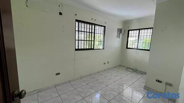casas - Casa para oficina o uso comercial en El Millon  2