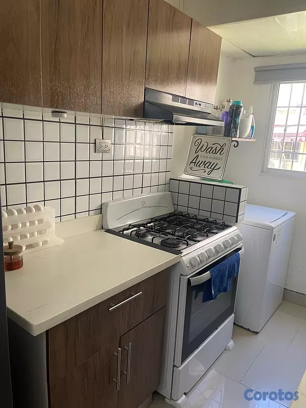 apartamentos - SE ALQUILA o SE VENDE Apartamento Remodelado Residencial Juan Rafael 2