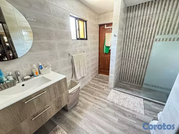 apartamentos - VENDO CASA AMPLIA Y ACOGEDORA-SAN GERONIMO  9
