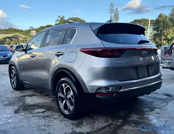 jeepetas y camionetas - KIA SPORTAGE 2022
 4