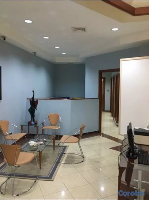 oficinas y locales comerciales - LOCAL EN PLAZA COMERCIAL VENTA 7