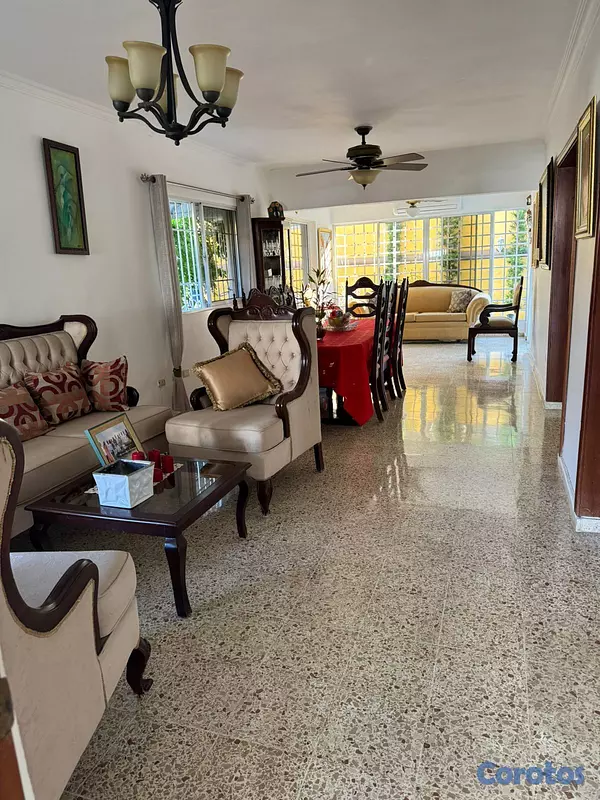 casas - Casa en Venta – Colinas del Seminario 8