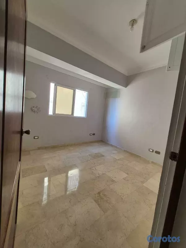 apartamentos - Venta Apartamento de 3 Habitaciones, Urbanización  4