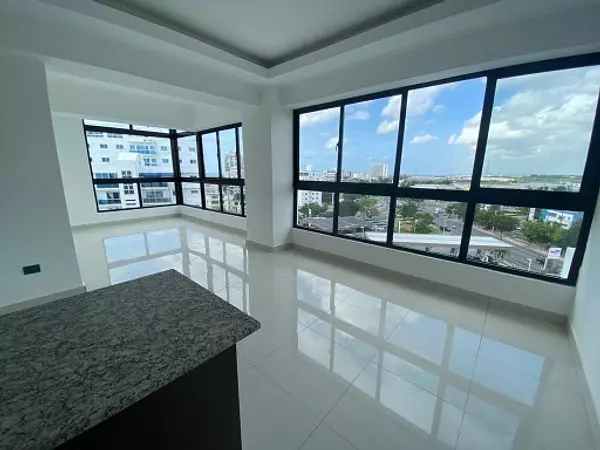apartamentos - Alquilo en Renacimiento, moderno apartamento detrás de la Comandancia  2