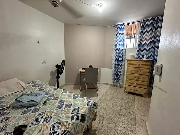 apartamentos - Vendo independencia km 9  
 2 nivel
 3 habitaciones, 
Precio RD$ 4,900,000 6