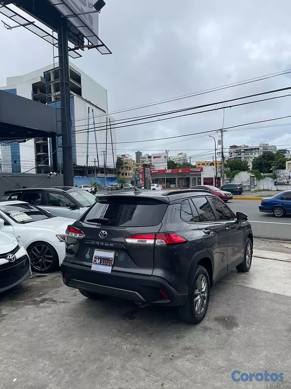 jeepetas y camionetas - Toyota Corolla Cross 2023 7