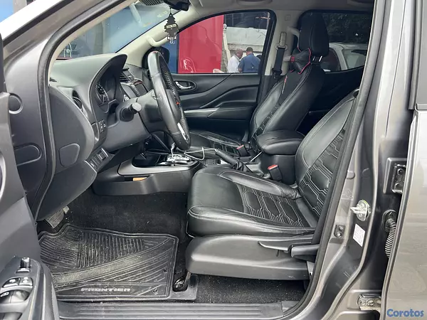 jeepetas y camionetas - Nissan Frontier Pro-4X 2023 6