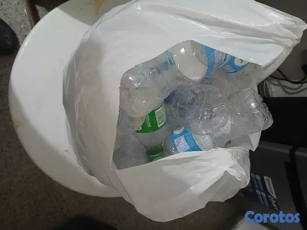 equipos profesionales - Botellitas con tapa 2