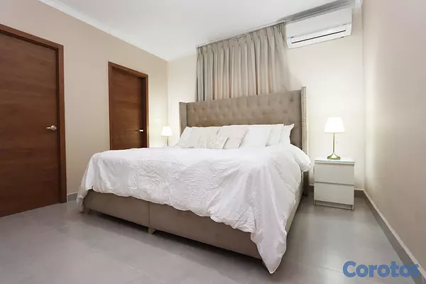apartamentos - Alquilo apartamento de 3 habitaciones en Residenci 6