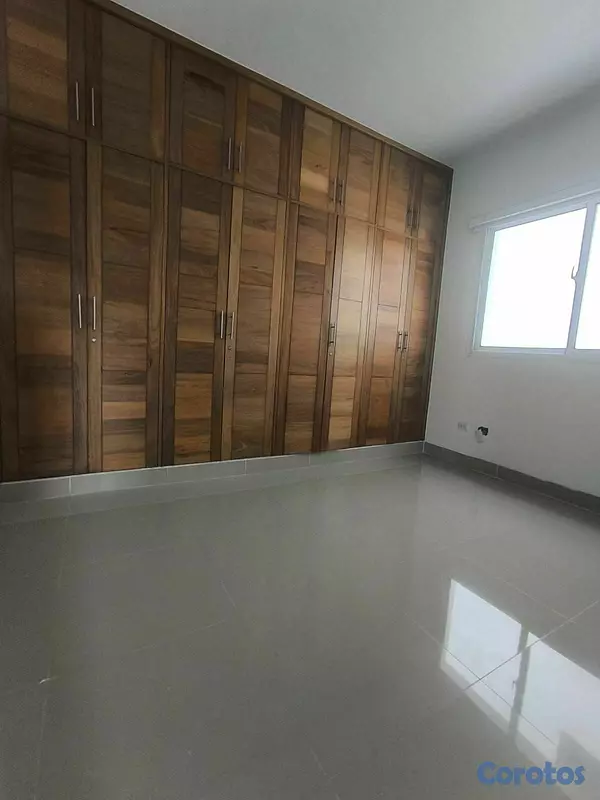 apartamentos - Se alquila amplio apartamento en Los Álamos 12