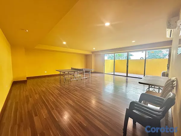 apartamentos - vendo Evaristo Morales tres habitaciones tres baños dos parqueos servicio  11