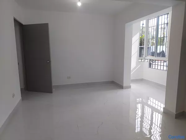 apartamentos - Oportunidad Única: Apartamento en venta Remodelado en el Renacimiento. 2