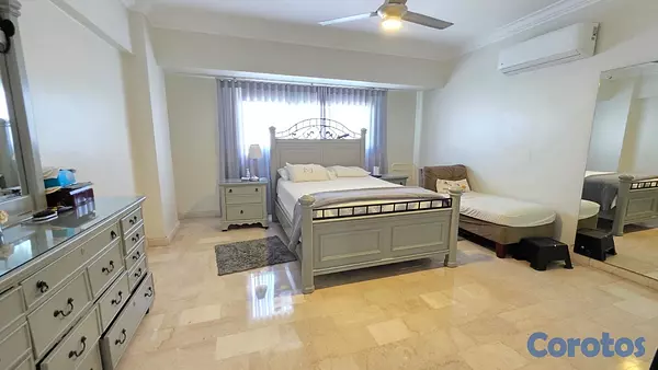 apartamentos - vendo bella vista tres habitaciones amplias con baño dos parqueos estudio servi 4