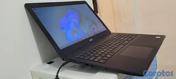 computadoras y laptops - Dell 3590 17 Pulg Core i7 8va Gen Ram 16gb ddr4 Disco 512gb SSD full 1080p 2