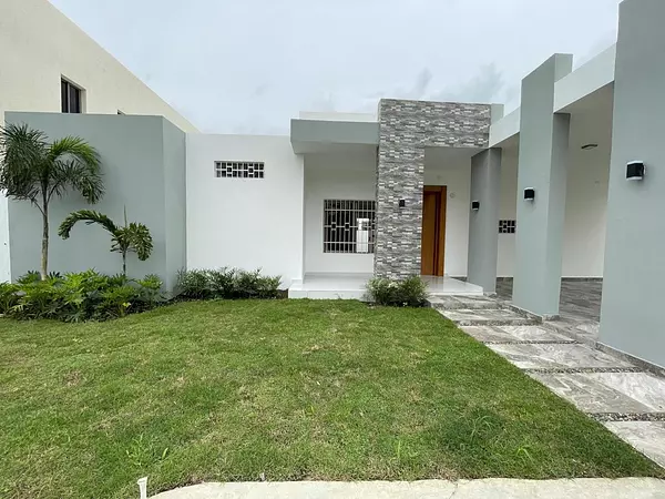 casas - Casa Recion Construidaen Residencial Cerrado, Moca 1