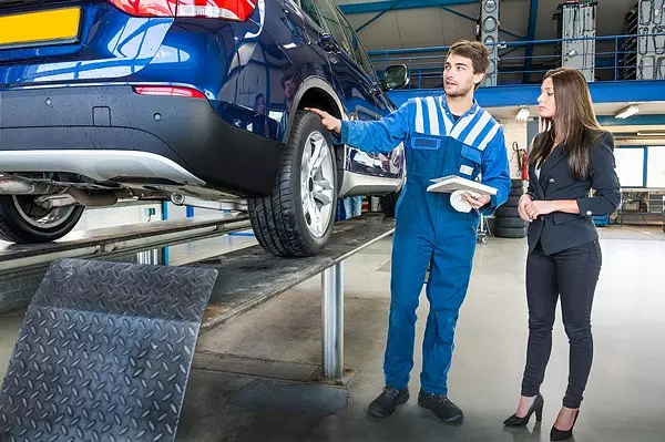 empleos disponibles - Se solicita joven para  recepción de vehículo
 1