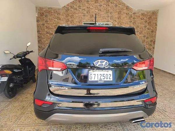 jeepetas y camionetas - Hyundai Santa Fe Sport 2018  3