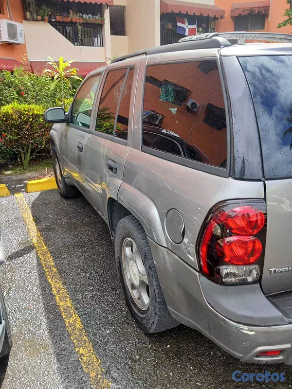 jeepetas y camionetas - RD$350,000 - Chevrolet Trailblazer 2007 - GLP 2