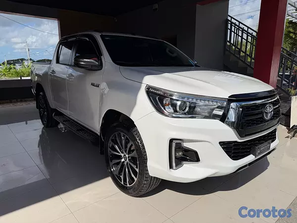 jeepetas y camionetas - Toyota Hilux año 2020 diesel automática  2