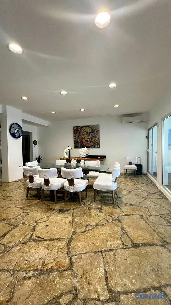 casas - hermosa villa en la orilla de la playa de Juan dolió  2
