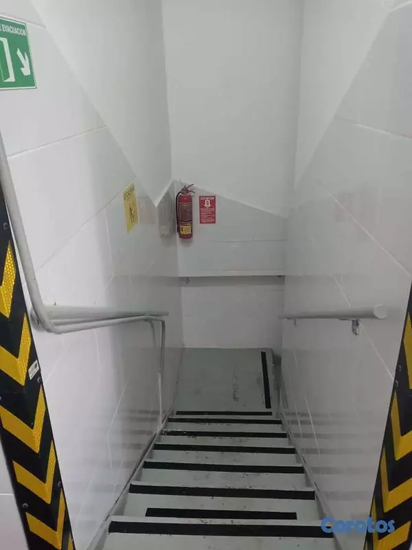 oficinas y locales comerciales - Alquiler de edificio comercial en villa consuelo  3