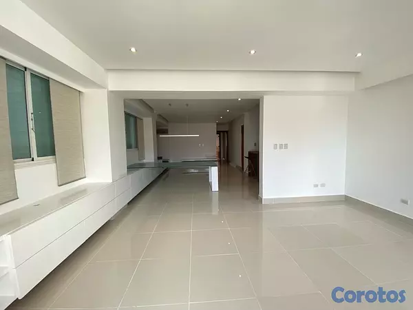 apartamentos - Piso alto de con La Línea blanca en La Esmeralda, Santiago. 2