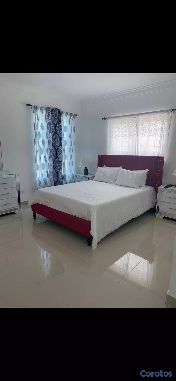 casas vacacionales y villas - Descubre esta hermosa propiedad en Doral park 8