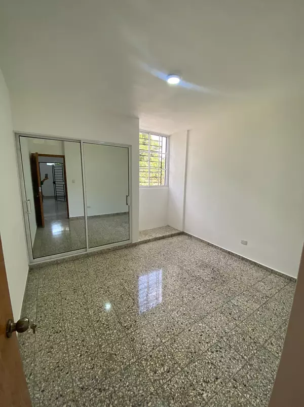 casas - Vendo casa prox. Av. Independencia 2