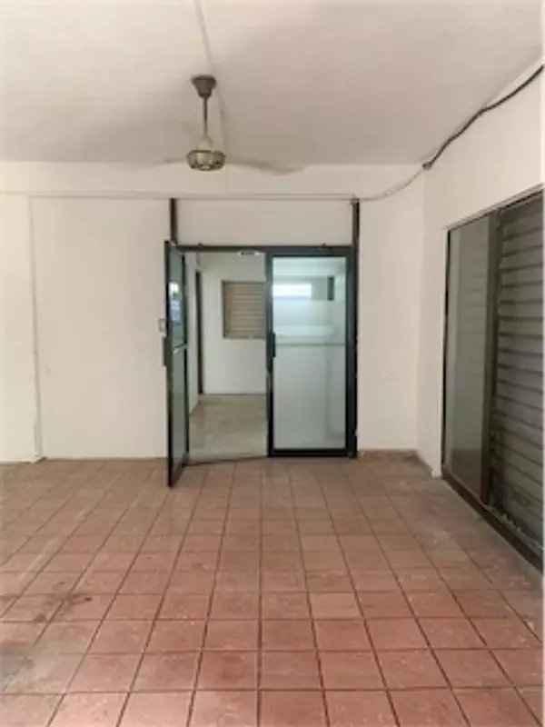 oficinas y locales comerciales - Local céntrico en Bella vista  6