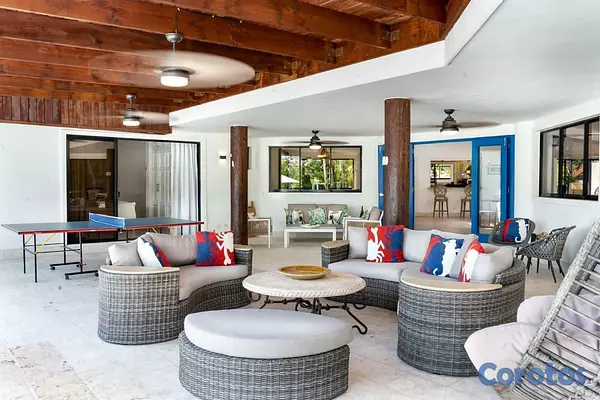 casas - ALQUILER/VENTA DE AMPLIA CASA EN CASA DE CAMPO 5