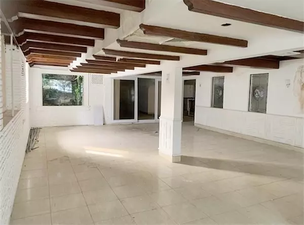 oficinas y locales comerciales - Local espacio abierto Naco 6