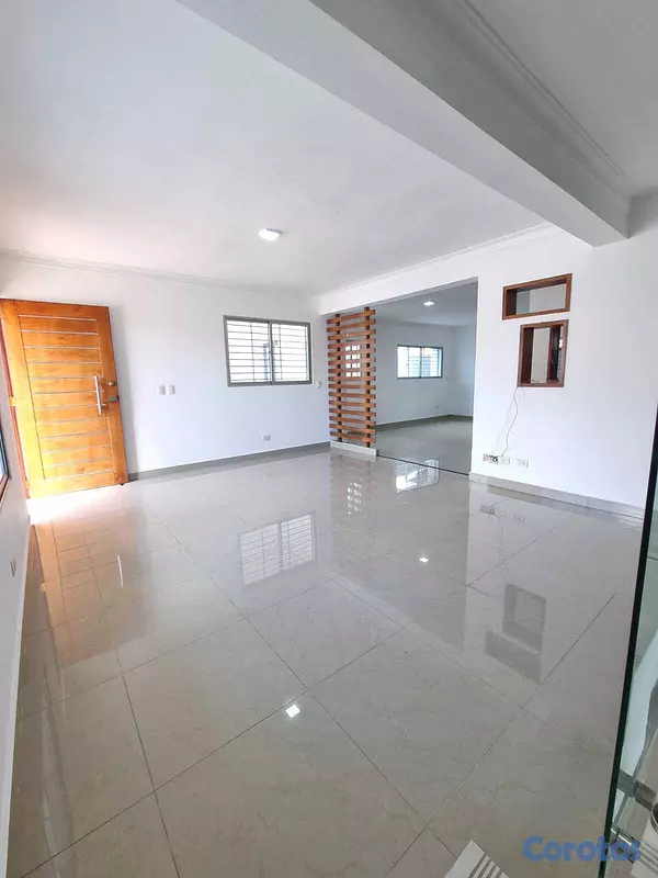 casas - Casa Centrica En Venta En La Vega 7