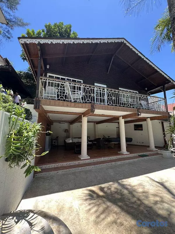 casas - Casa de 4 habitaciones 5 baños en alquiler en Isab 16