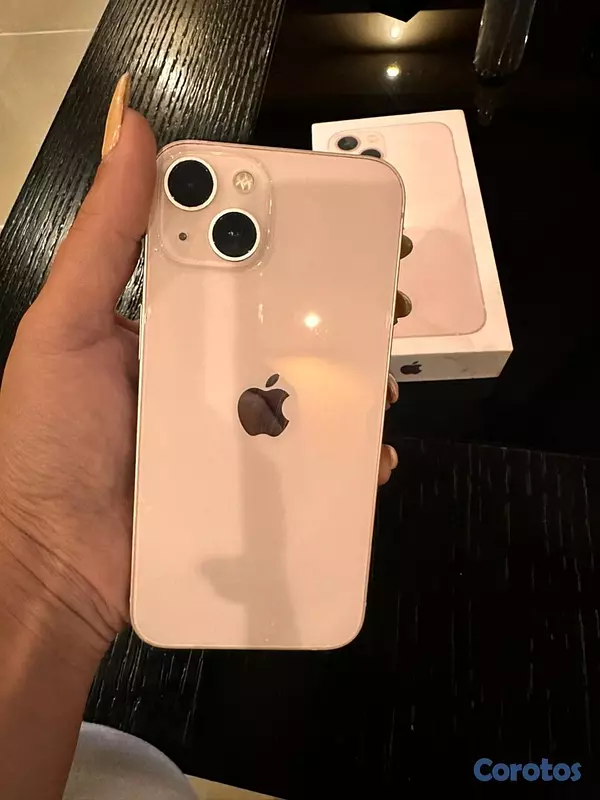 celulares y tabletas - Vendo iPhone 13 -128 GB- Excelentes condiciones -  6