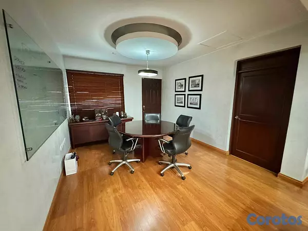 oficinas y locales comerciales - Edificio en Venta- El Vergel 4