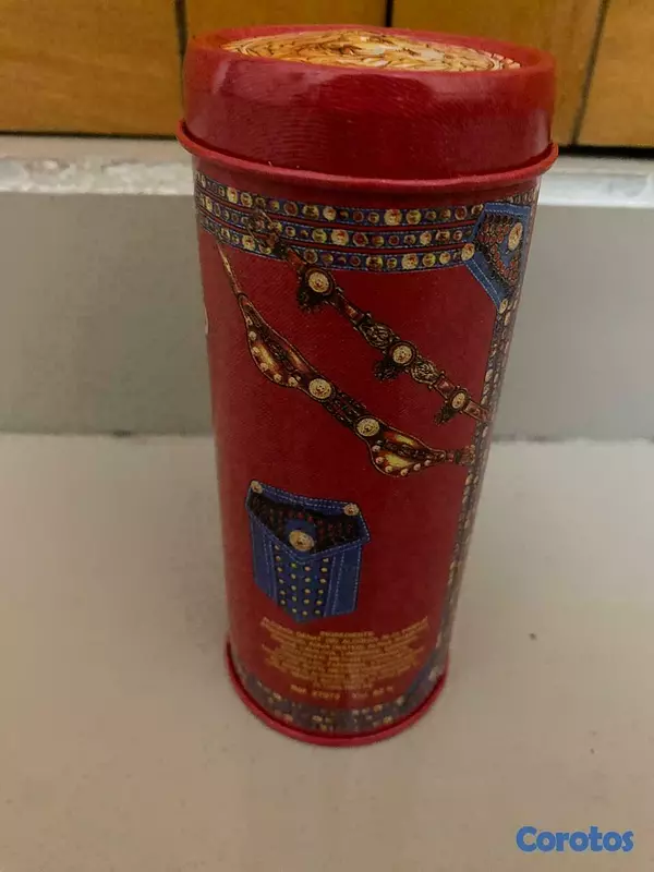 salud y belleza - Versace Red Jeans Woman Perfume ! 2.5 oz ! Nuevo ! 4