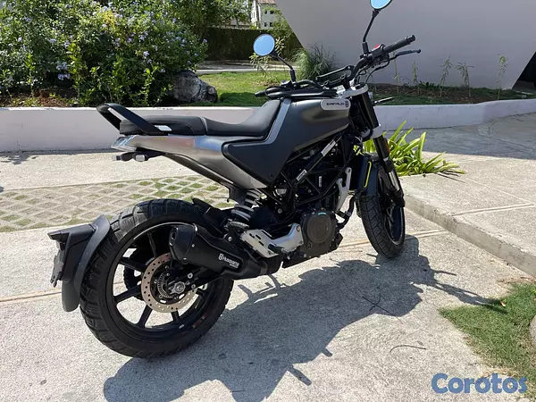 motores y pasolas - Husqvarna Svartpilen 250 | 2021 3