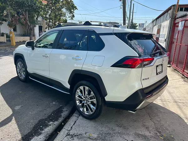 jeepetas y camionetas - toyota rav4  limited  2