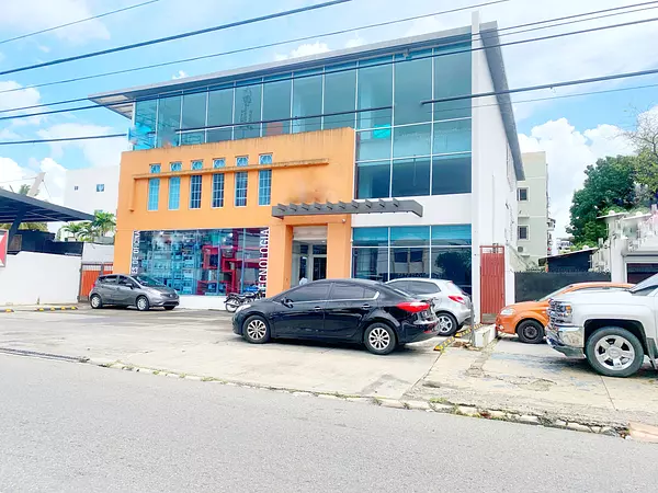 oficinas y locales comerciales - Local corporativo y comercial  2
