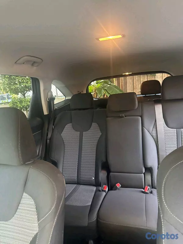 jeepetas y camionetas - KIA SORENTO LX 2025 3 FILAS DE 7 PASAJEROS COMO NUEVO 11MIL KM CAMARA NAVEG 8