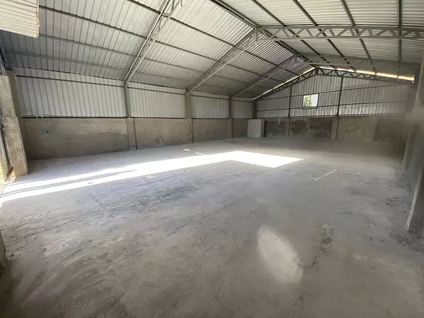 oficinas y locales comerciales - Solar con Nave en Alquiler – Autopista Duarte 6